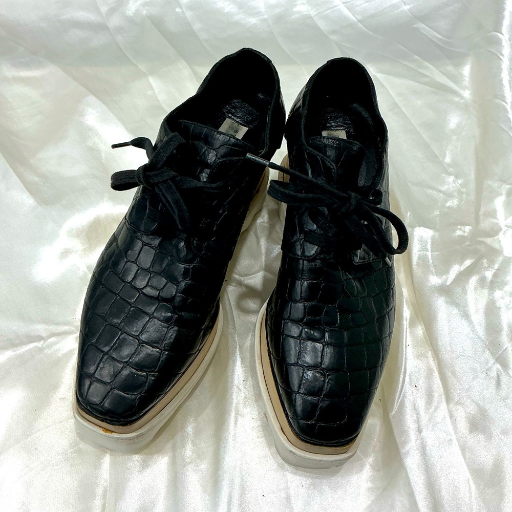 Stella McCartney leather lace up shoes 🖤🤍🖤🤍 - Picture 3 of 13